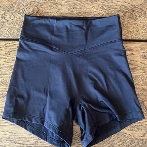 Balance athletics black tenacity shorts size xs